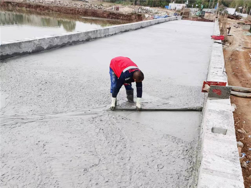 轻质混凝土回填